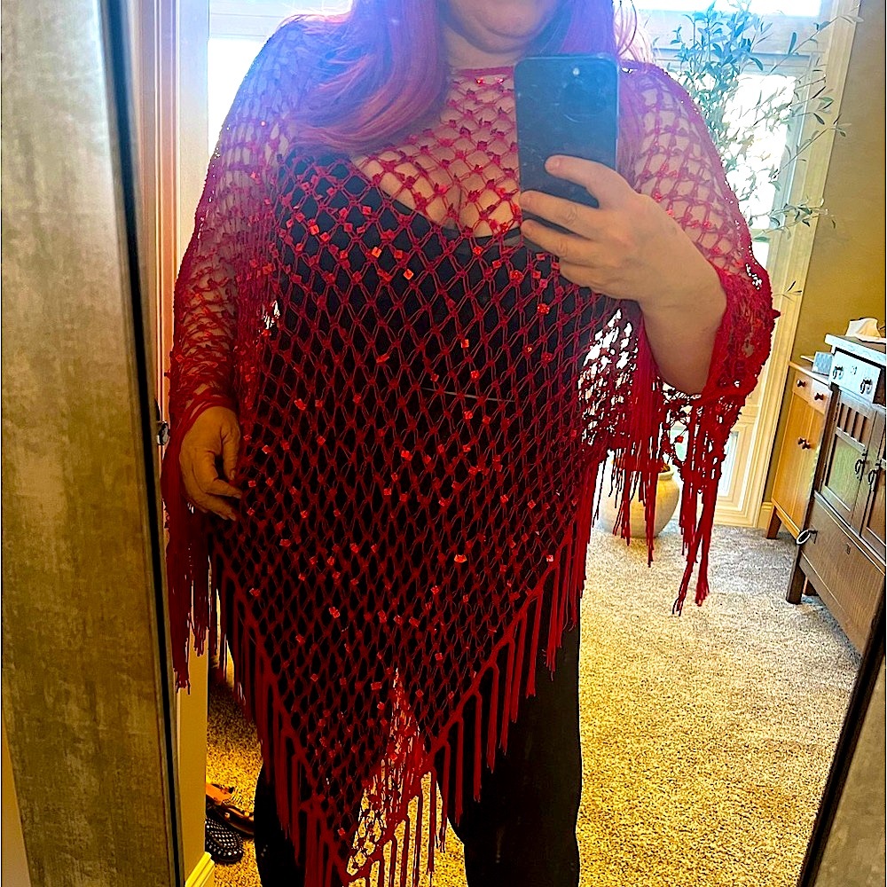 RED red poncho crochet HOLIDAY sequins amazing in the sun !! Sparkly!